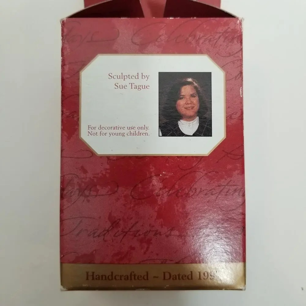 Hallmark Keepsake Ornament Granddaughter Vintage 1997 Sue Tague